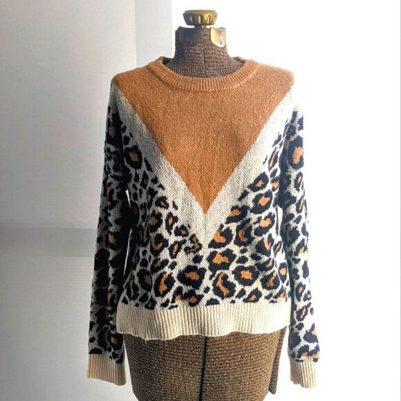 Vero Moda Apres Ski Chalet Leopard Sweater - Picture 4 of 6